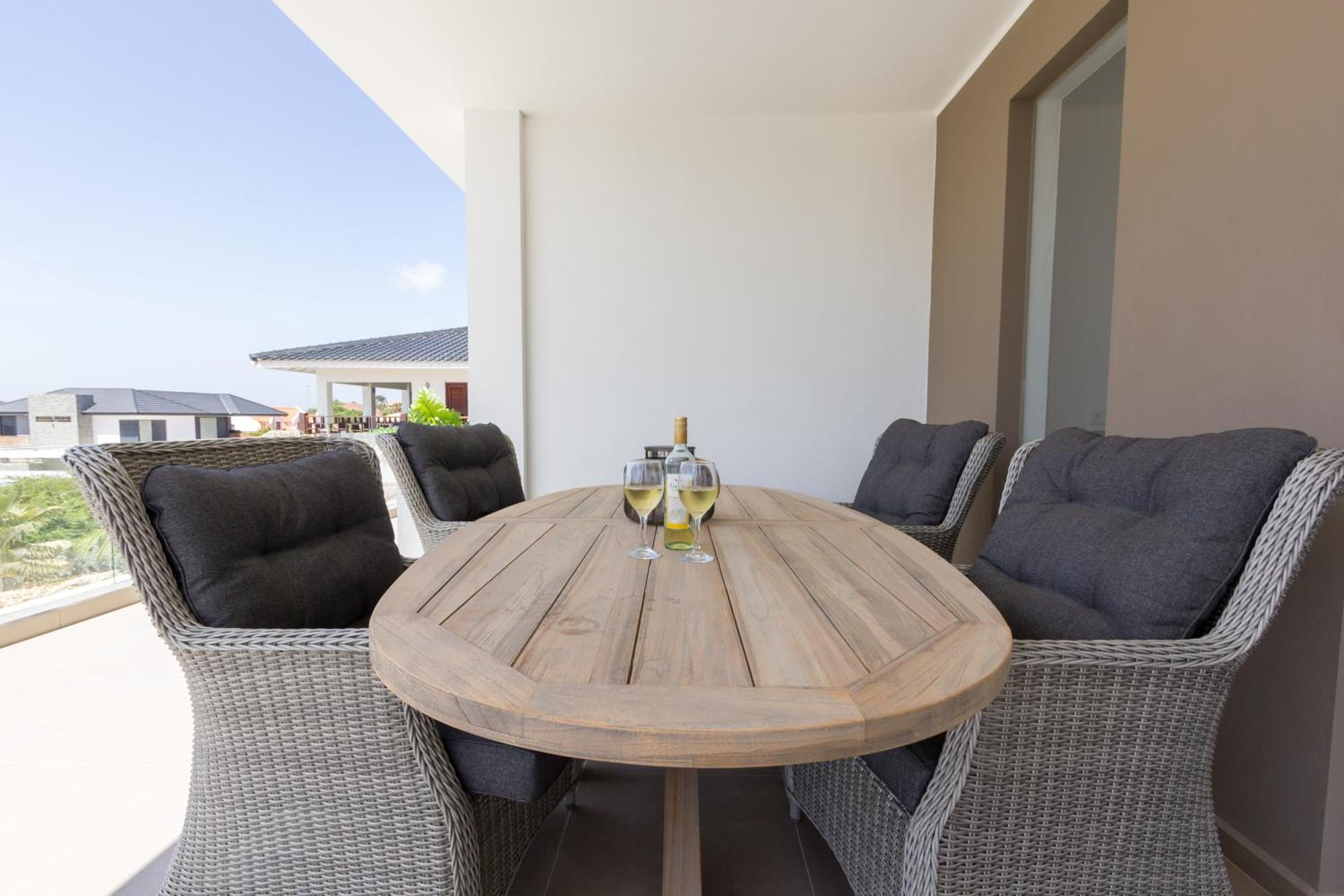Goudhaen Luxury Private Apartments Jan Thiel Beach מראה חיצוני תמונה