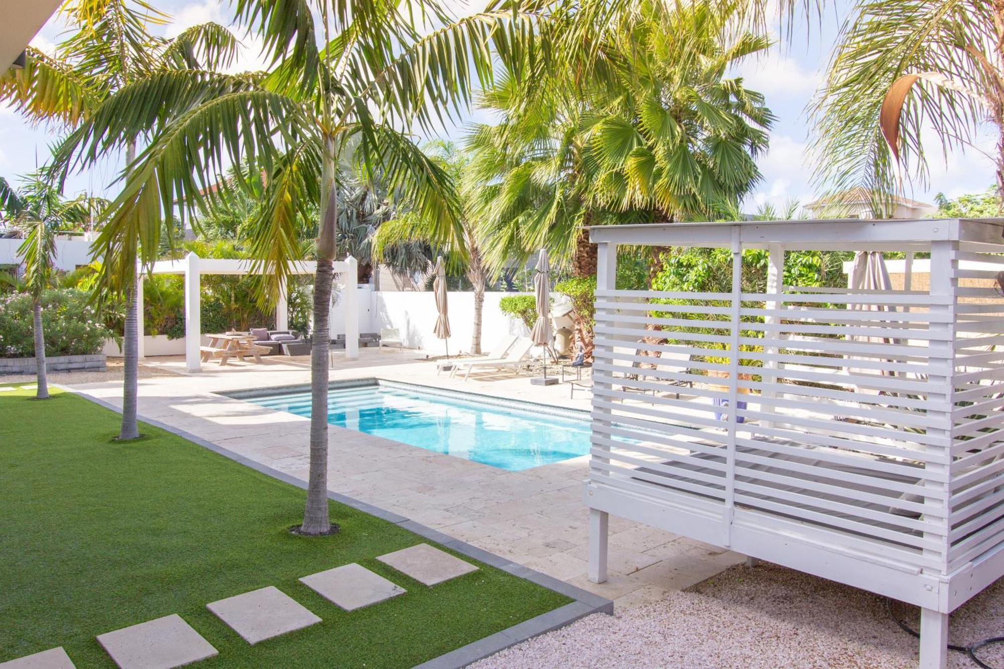 Goudhaen Luxury Private Apartments Jan Thiel Beach מראה חיצוני תמונה